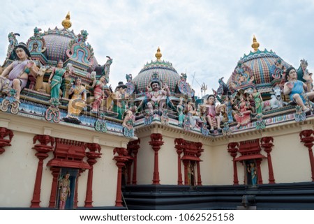 Sri Mariammman, Singapore, November 2017 - view of some hindu sculptures at the top of the srines in Sri Mariamman