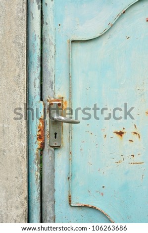 Grunge door with knob and key lock