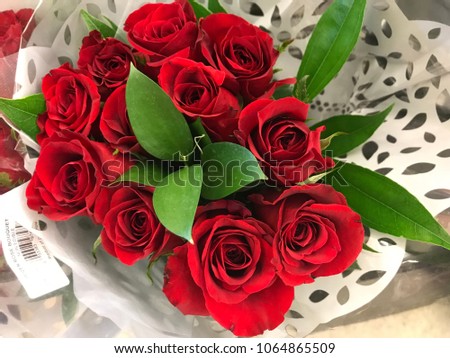 Red roses beautiful bouquet buy flowers love concept