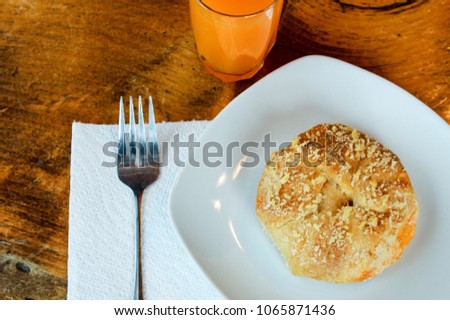 Stuffed Croissant Meal