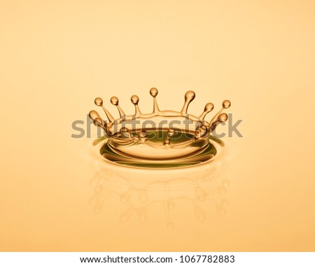 liquid gold crown