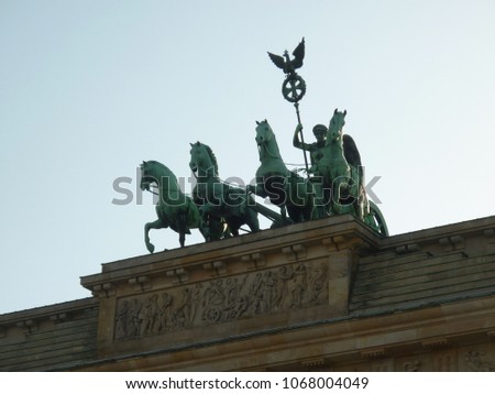 Berlin Brandenburger Tor close up