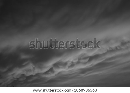 black and white image of cloudy sky