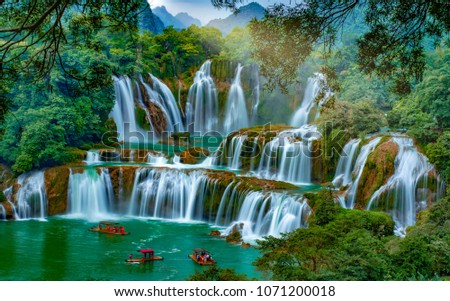 Ban Gioc/Detian waterfall Royalty-Free Stock Photo #1071200018