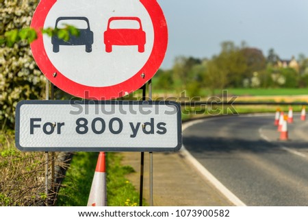 No Overtaking 800 yards Zone sign on UK motorway