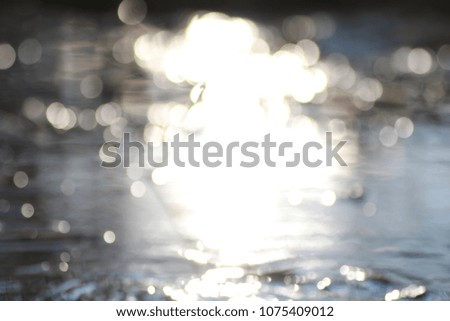 glare bokeh in water