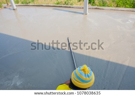 Builder, fine cement floor
