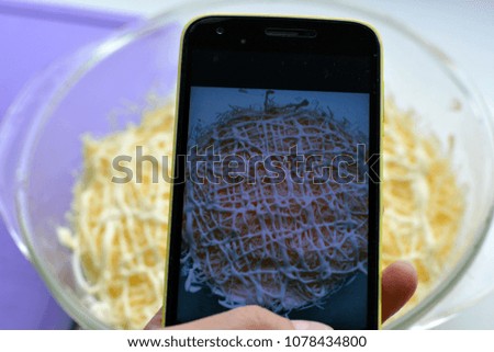 take picture smartphone food