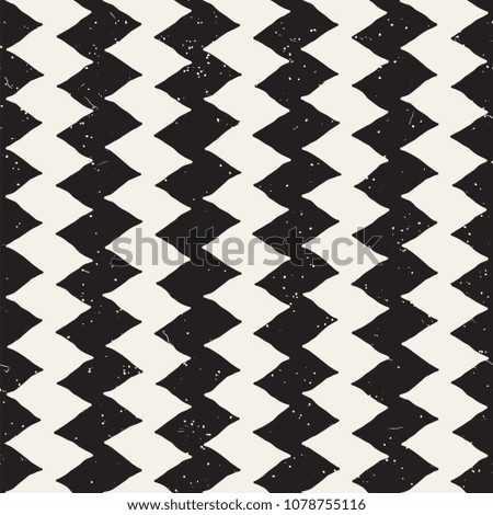 Hand drawn style abstract seamless pattern in black and white. Retro grunge freehand jagged lines texture.