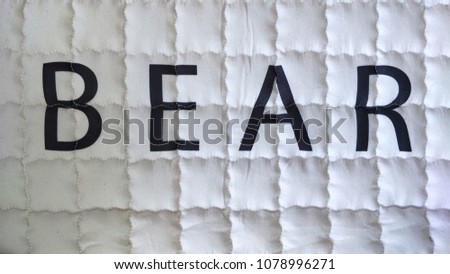 English letter BEAR means bear.