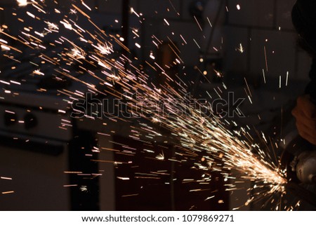 grinder starting sparks