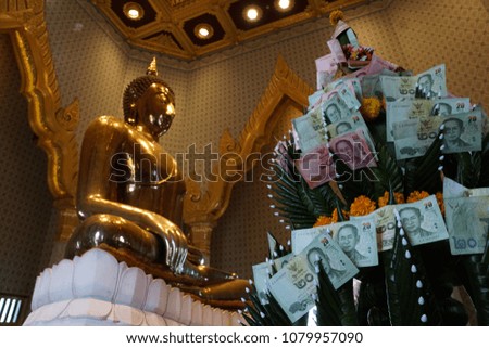 Wat traimit buddhist temple in Bangkok in Thailand