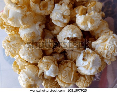 caramel popcorn snacks