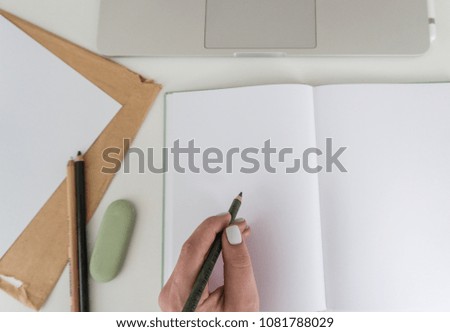 picture of a desk