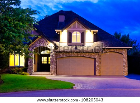 Big Luxury Triple Garage Home In The Suburbs Of Vancouver Canada