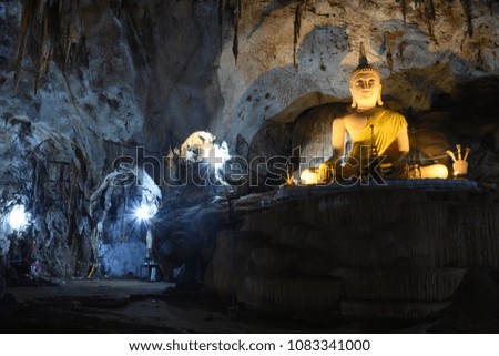 buddha in the cave