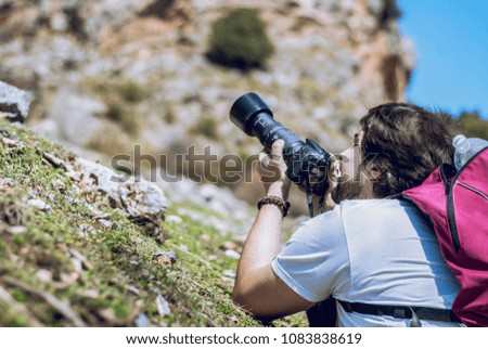 Photo shoot of the model taking photos in Cumbres Verdes, Granada