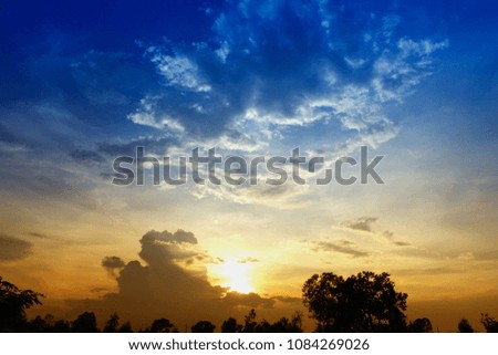 Landscape images at sunset. The atmosphere is good and pure.