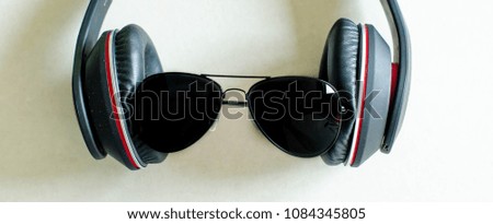 headphones and sunglasses

