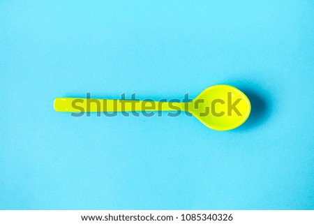 Spoon on the blue scene