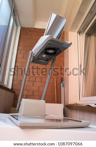 Overhead Projector for presentation at home on balcony