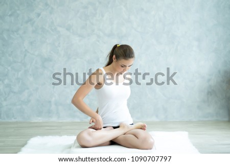 Yoga pose White tank top and black short