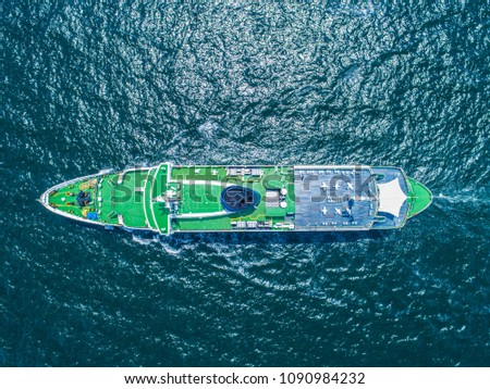 Aerial shooting of passenger ships.
Viewpoint from directly above.