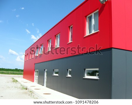 The external appearance of prefabricated steel buildings with insulation panels