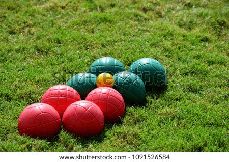Boule game balls