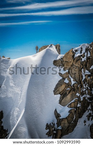 Mountain Explorer above a very big drop