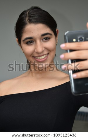 Colombian Girl Selfie