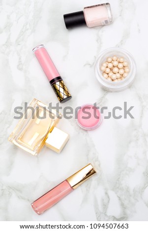 Decorative make-up cosmetics