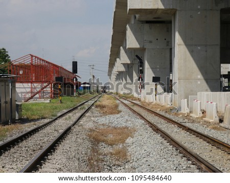 Railway track in Bangkok, A rail link between the cities.