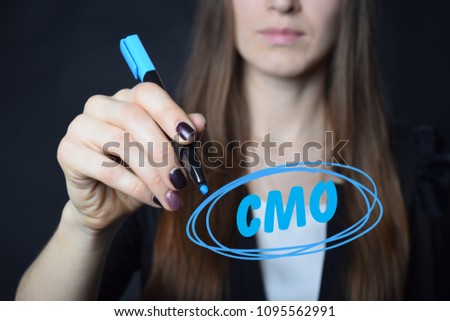 The businessman writes a blue marker inscription:CMO