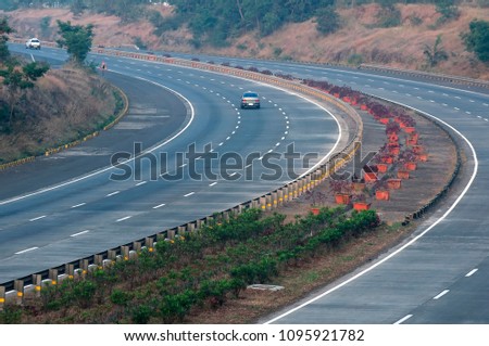 The Mumbai Pune Expressway. Royalty-Free Stock Photo #1095921782