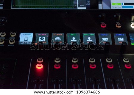 Digital mixer in live concert