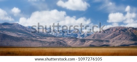 Panoramic view of Sierra Nevada mountain range