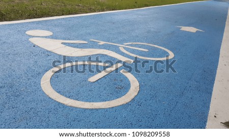 Road mark for bikes lane