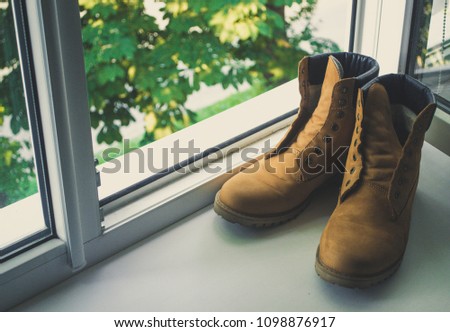 Orange autumn-winter boots