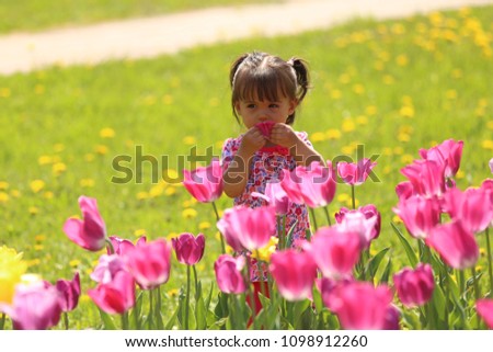little girl in pink