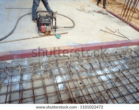 Construction worker, building.