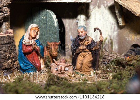 Nativity figurines, religion picture.