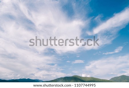 Clean sky With clouds