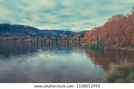 Autumn in Lake Hayes, Queenstown New Zealand landscape