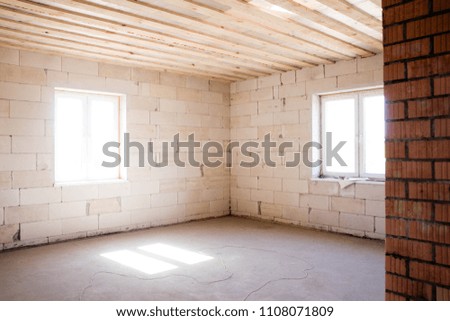 photo of an empty room for future repairs