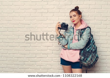 Woman traveler photographer 