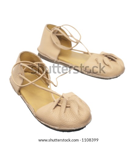 Basic little leather sandals