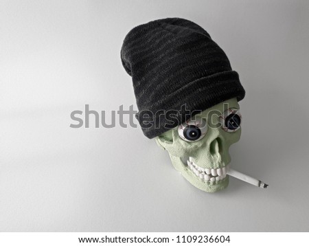 funny smoking Skull