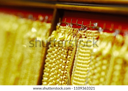Picture close up gold bracelet