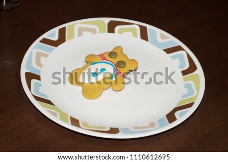 Teddy bear cracker for children
